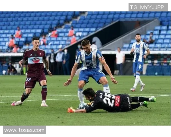 塞尔塔与毕尔巴鄂竞技的激烈对决谁能在西甲赛场上笑到最后